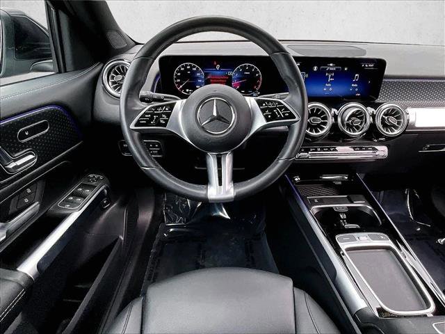 Used 2024 Mercedes-Benz GLB 250 4MATIC image 7