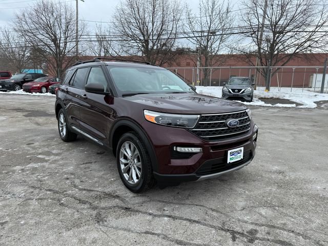 Used 2022 Ford Explorer XLT w/ Equipment Group 202A image 22