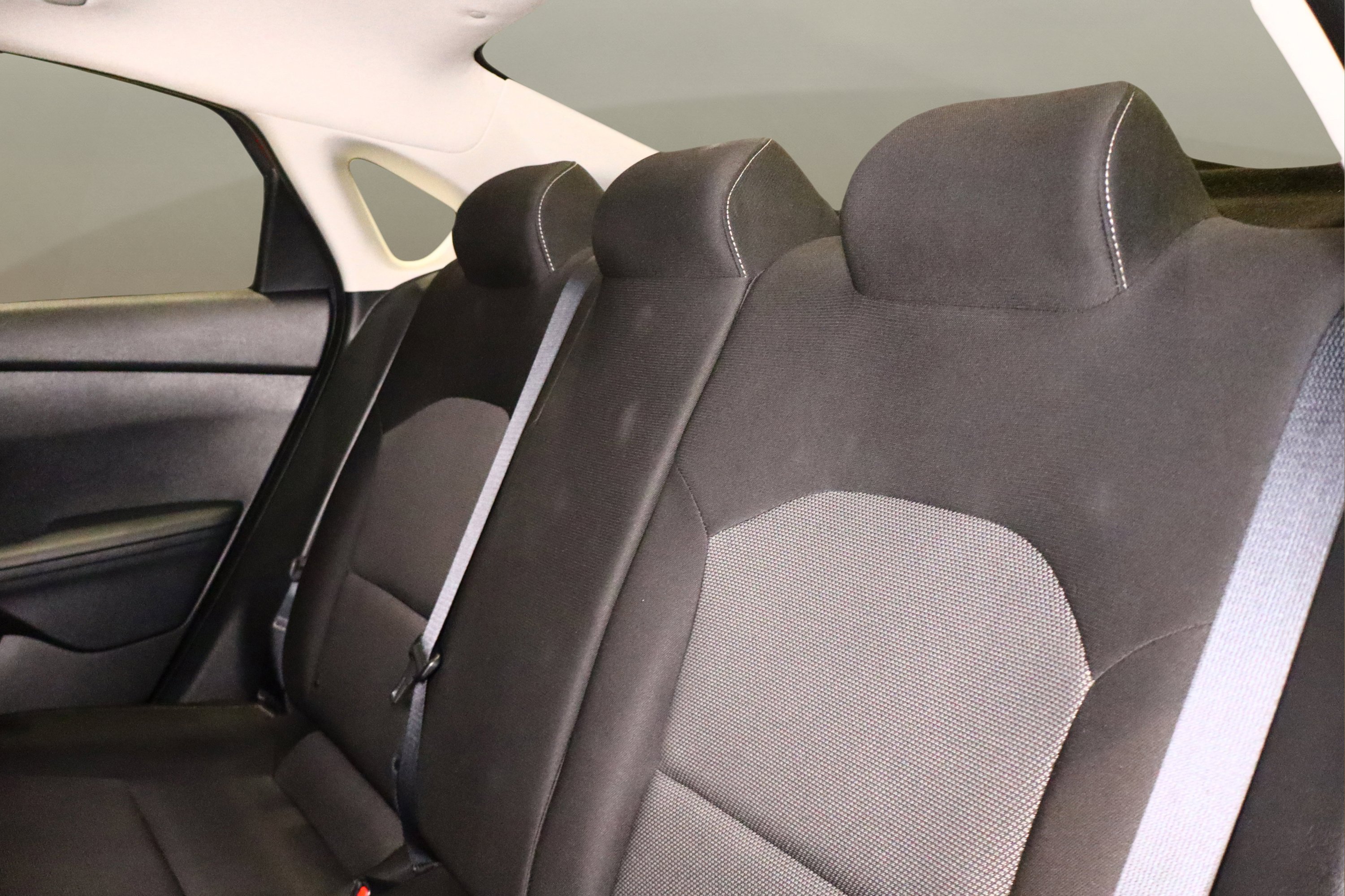 Used 2024 Kia Forte LXS image 16