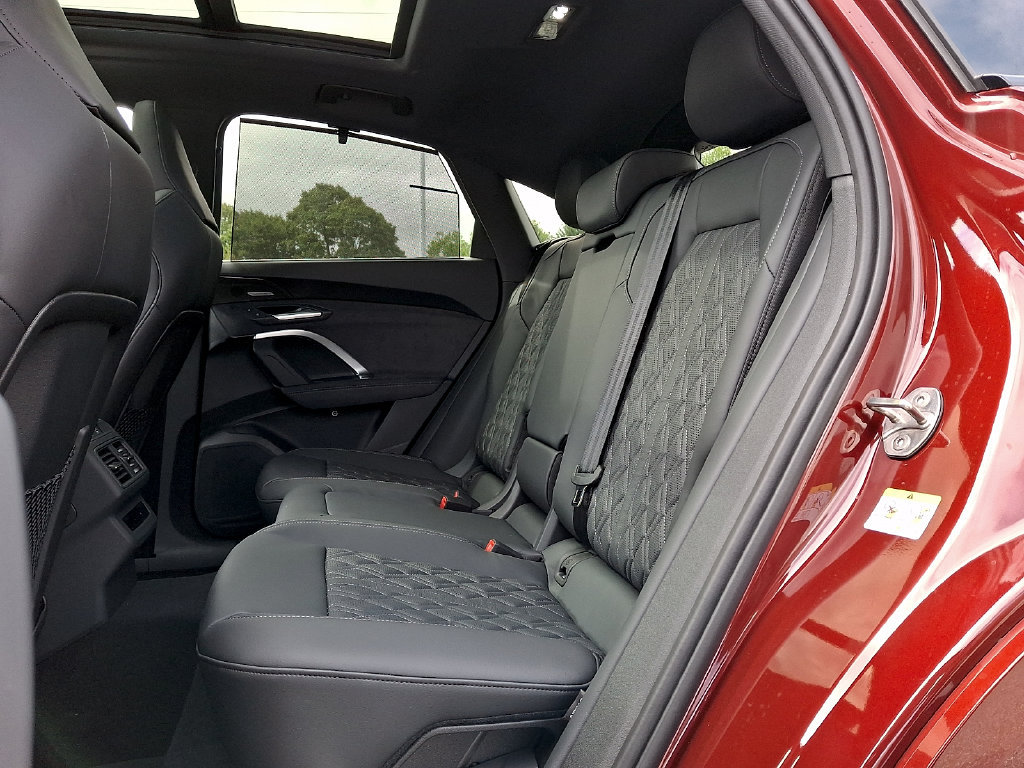New 2026 Audi SQ5 Premium Plus AWD/4WD image 9
