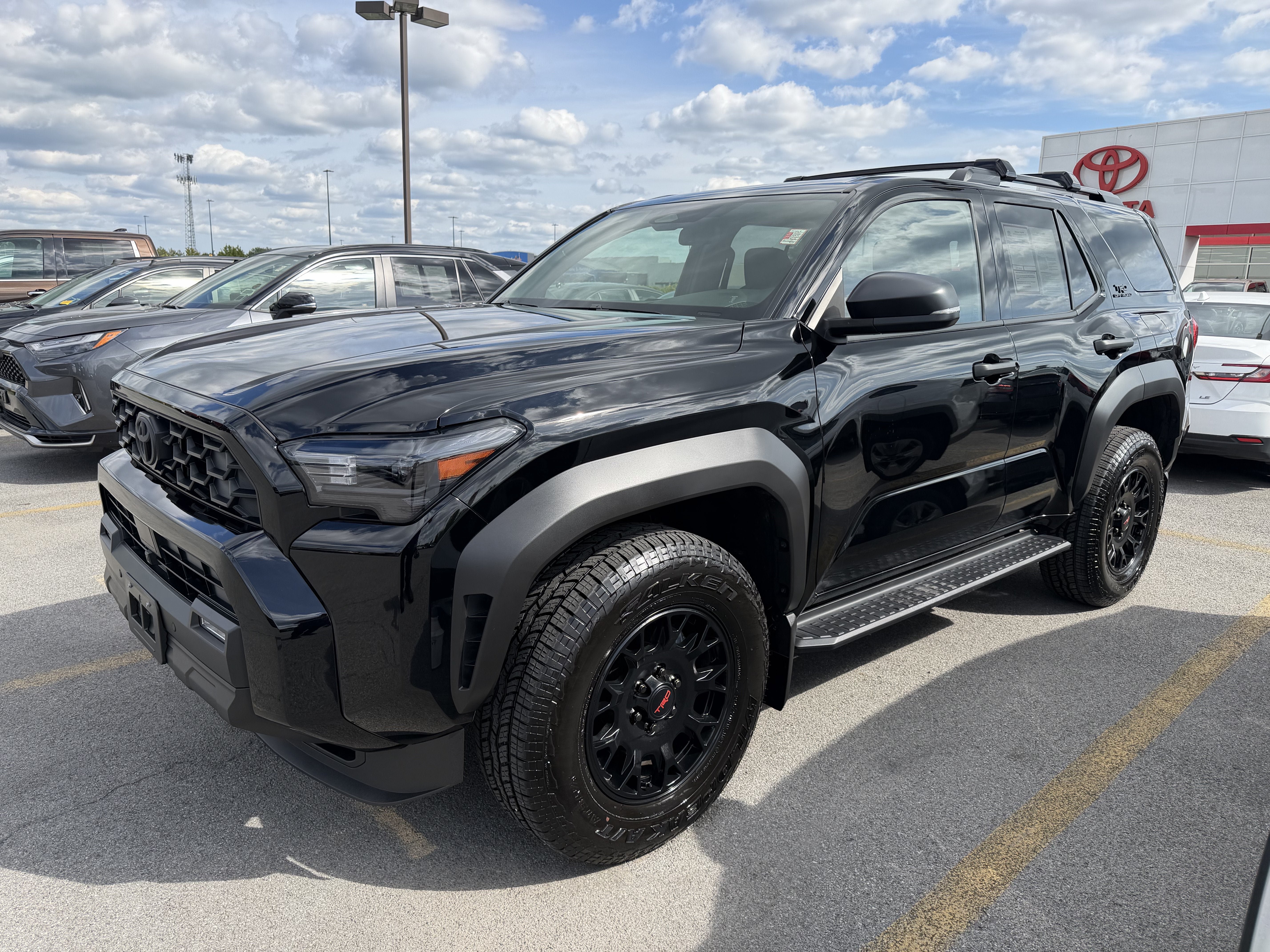 Used 2026 Toyota 4Runner TRD Off-Road AWD/4WD image 4