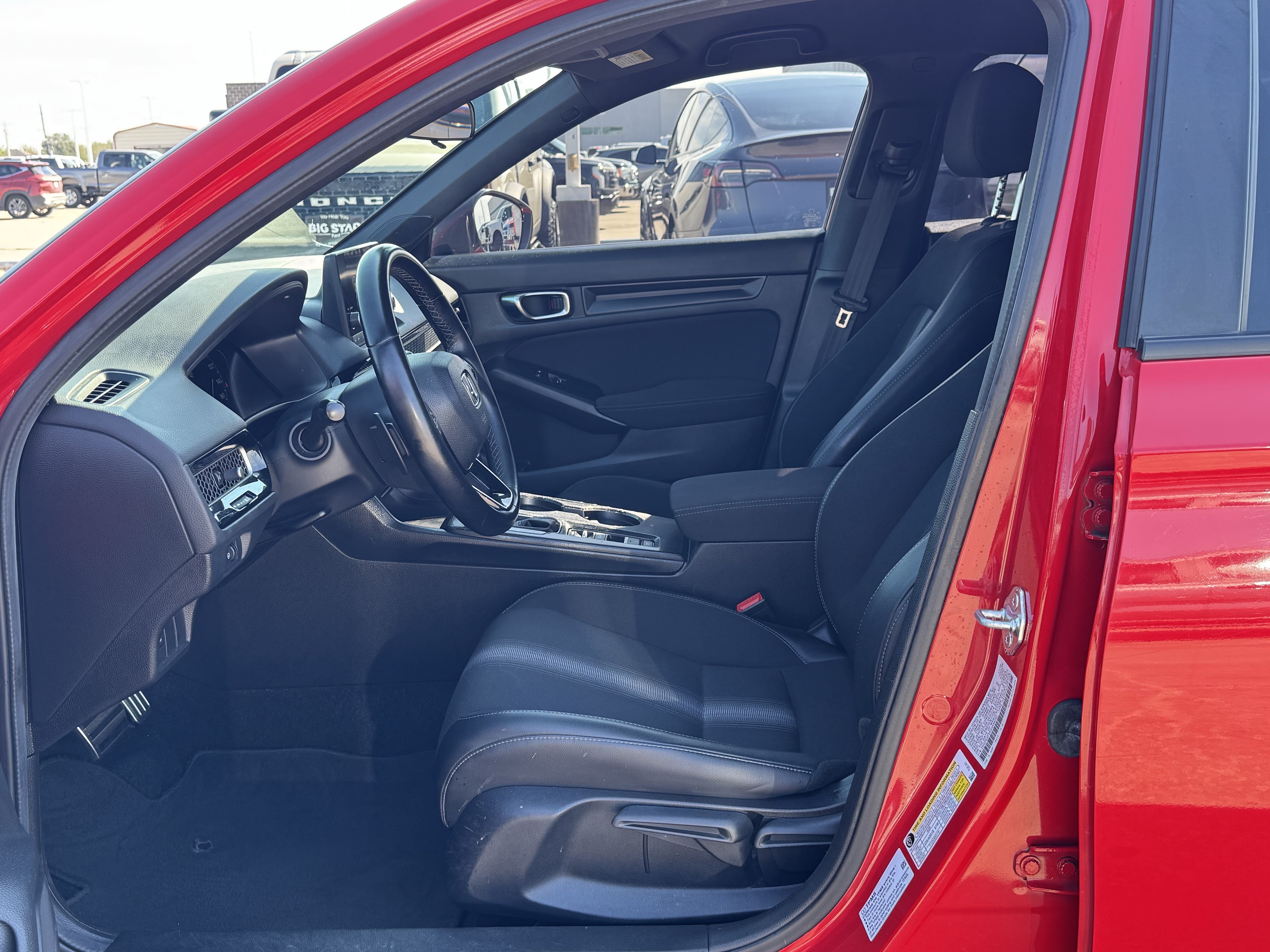 Used 2025 Honda Civic Sport image 17
