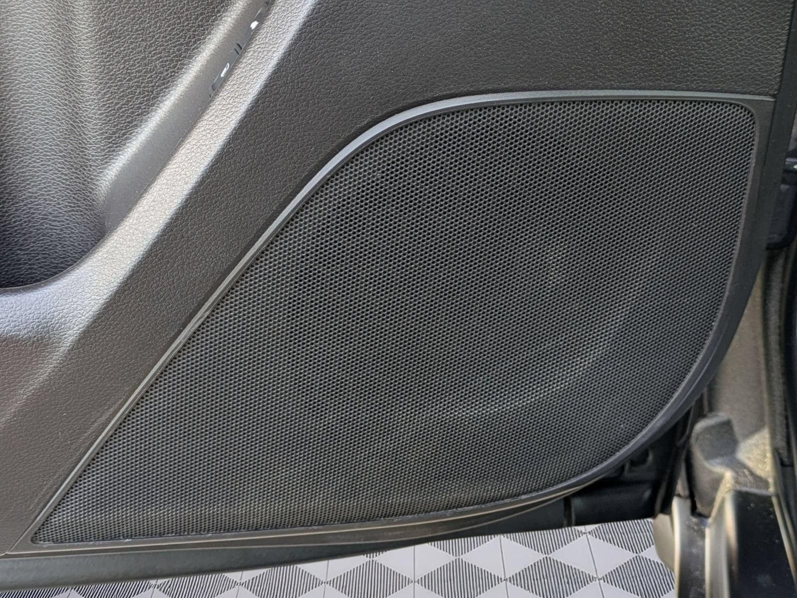 Used 2019 Acura MDX w/ Technology Package FWD image 13