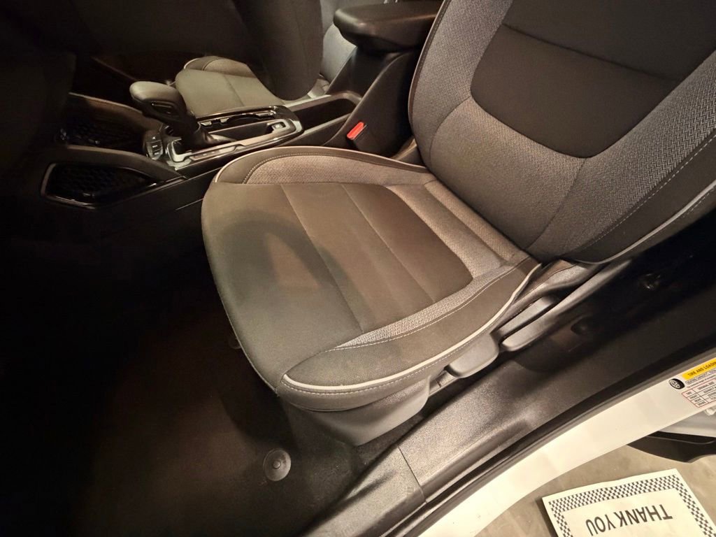 Used 2025 Chevrolet TrailBlazer LT image 30