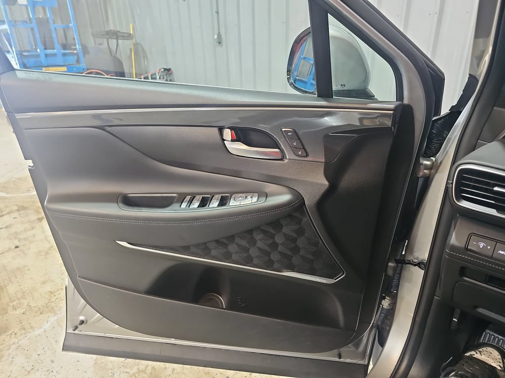 Used 2022 Hyundai Santa Fe Calligraphy AWD/4WD image 27