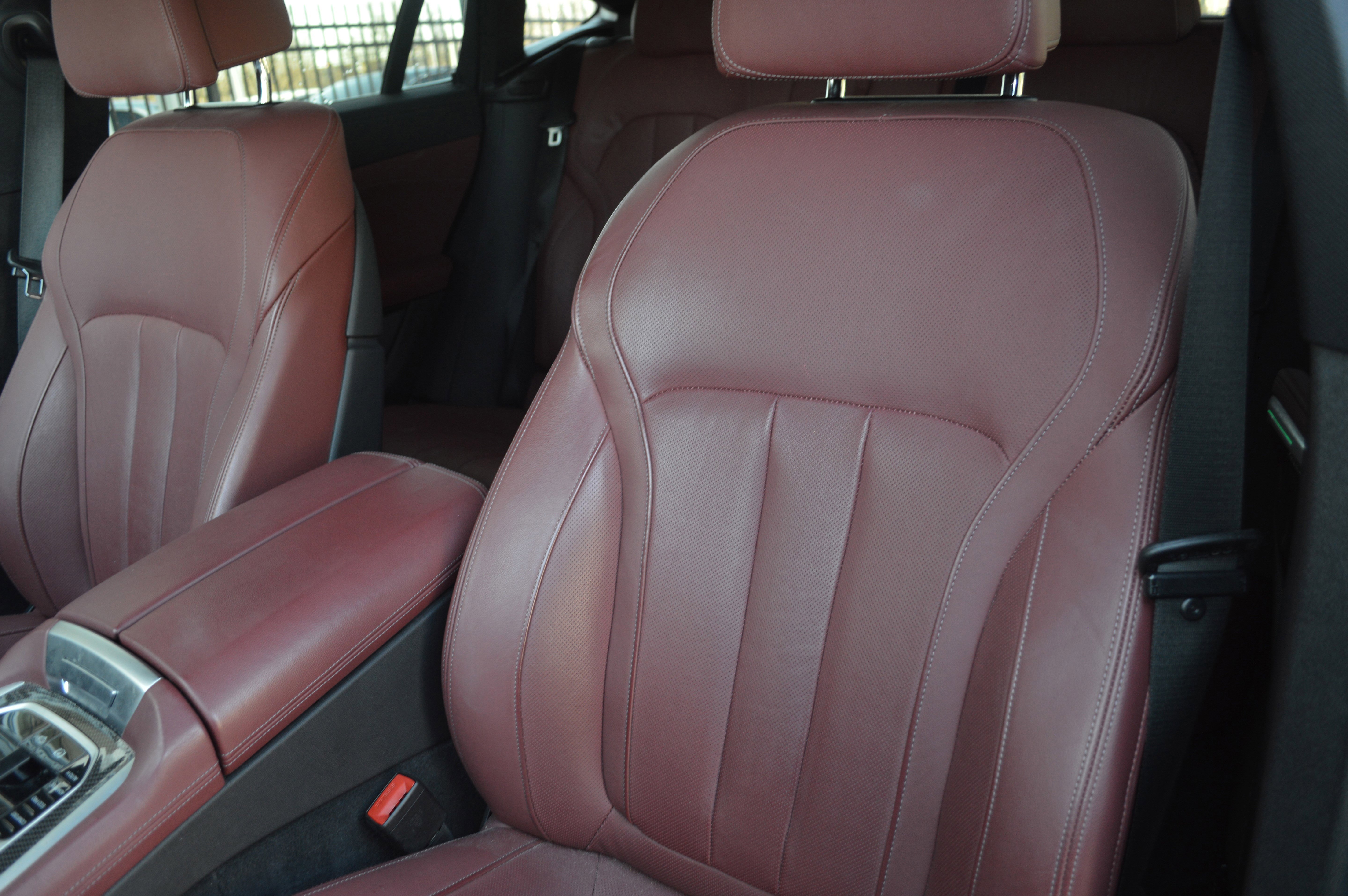 Used 2021 BMW X6 M50i w/ Premium Package image 25