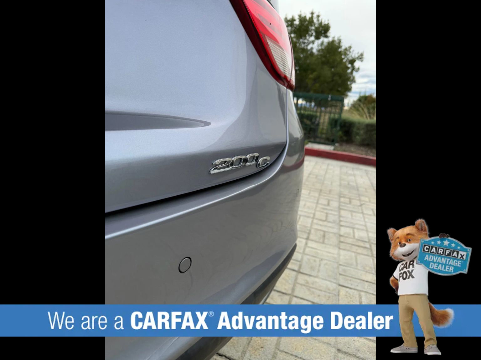 Used 2015 Chrysler 200 C w/ Navigation & Sound Group I image 8