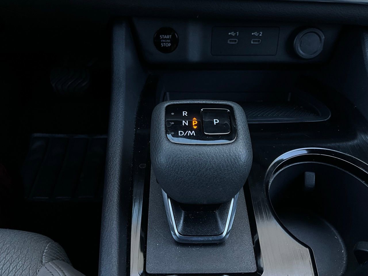 Used 2025 Nissan Rogue SV FWD image 24
