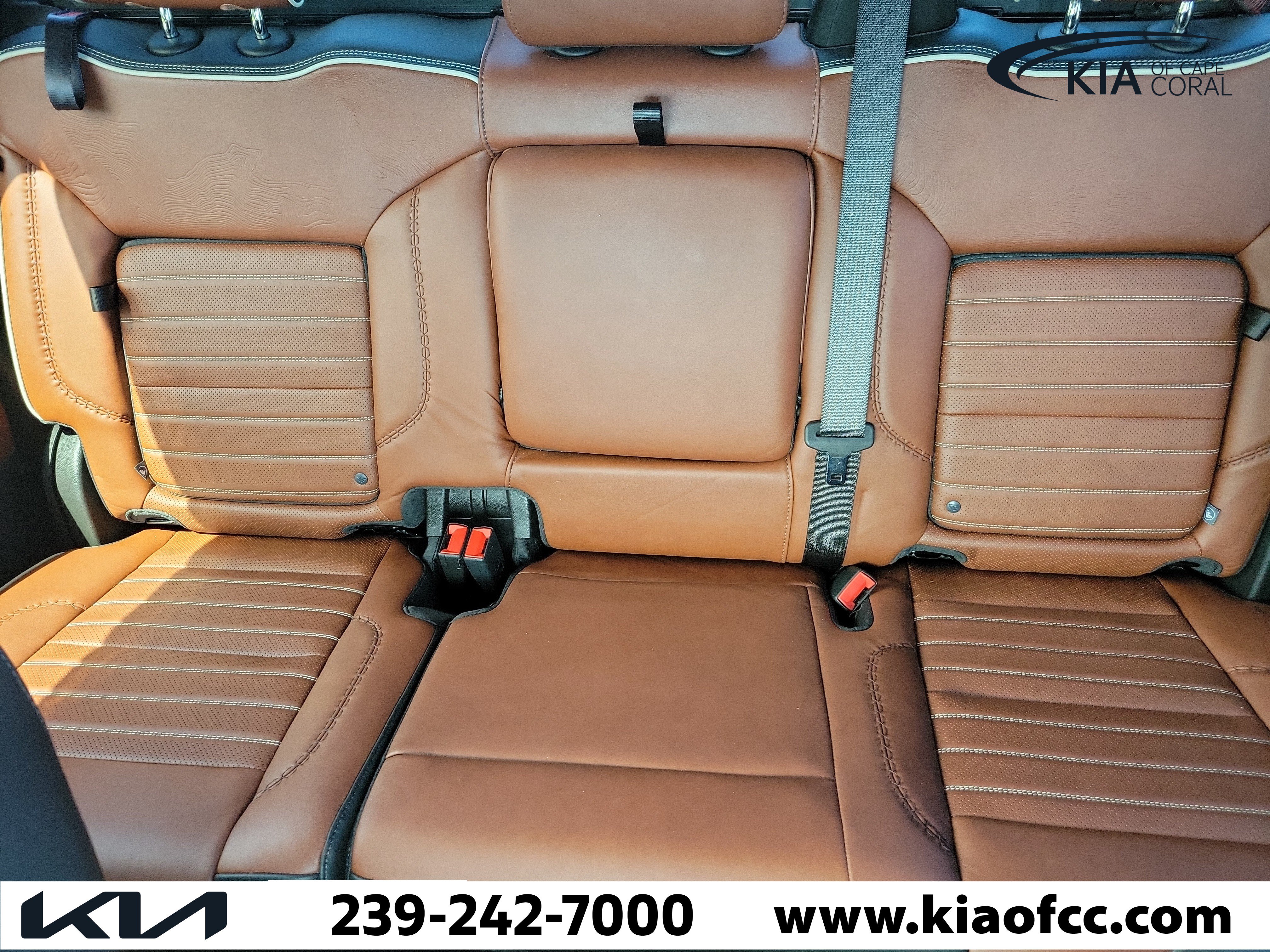 Used 2024 GMC Sierra 3500 Denali Ultimate AWD/4WD image 30