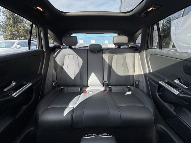 Used 2026 Mercedes-Benz GLA 250 4MATIC image 54