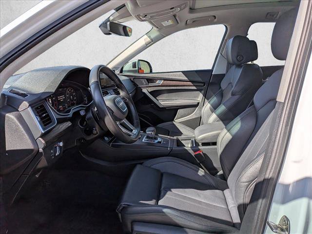 Used 2020 Audi Q5 Prestige w/ Prestige Package image 24