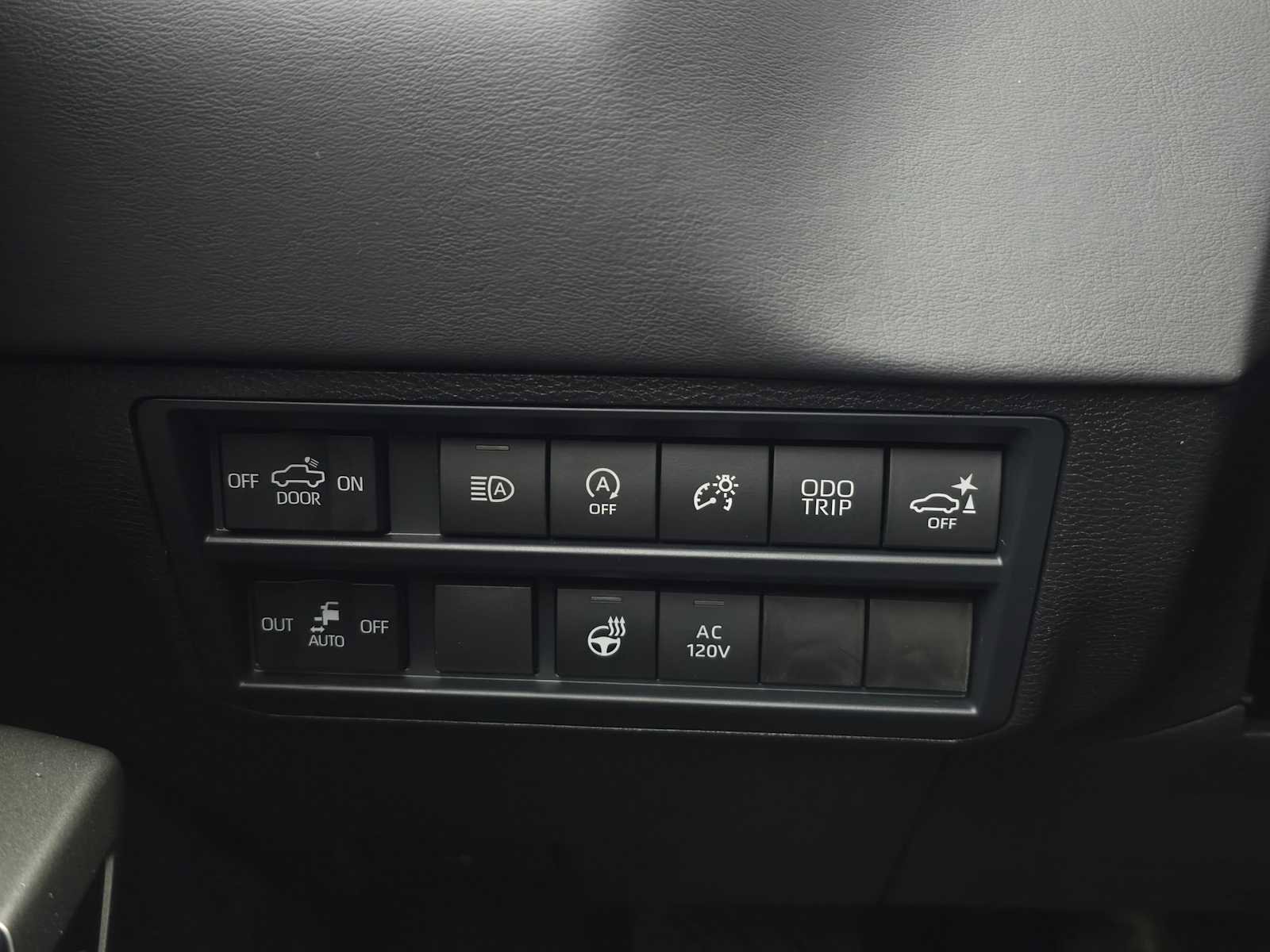 New 2026 Toyota Tundra Platinum image 29