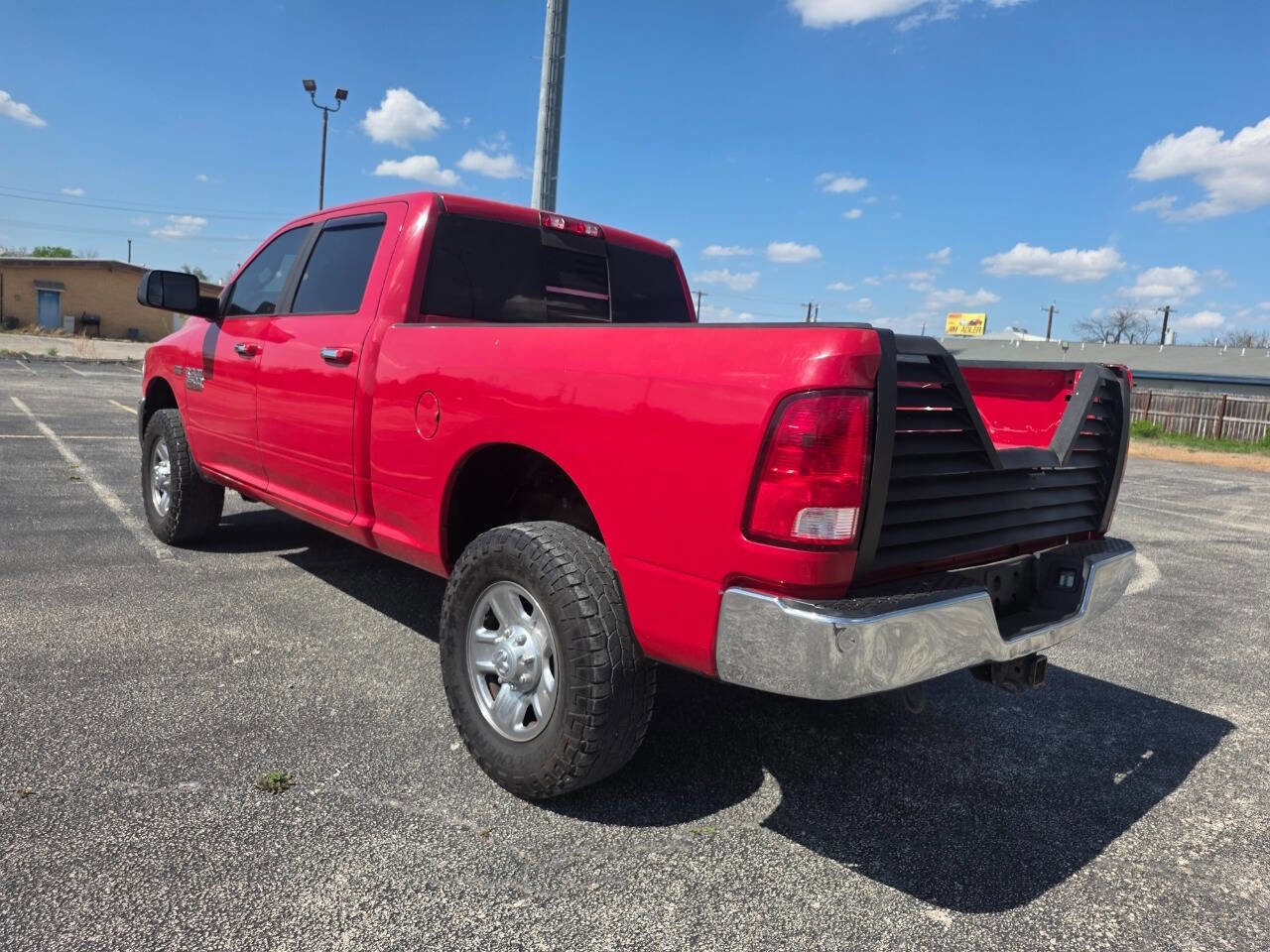Used 2016 RAM 2500 SLT AWD/4WD image 7