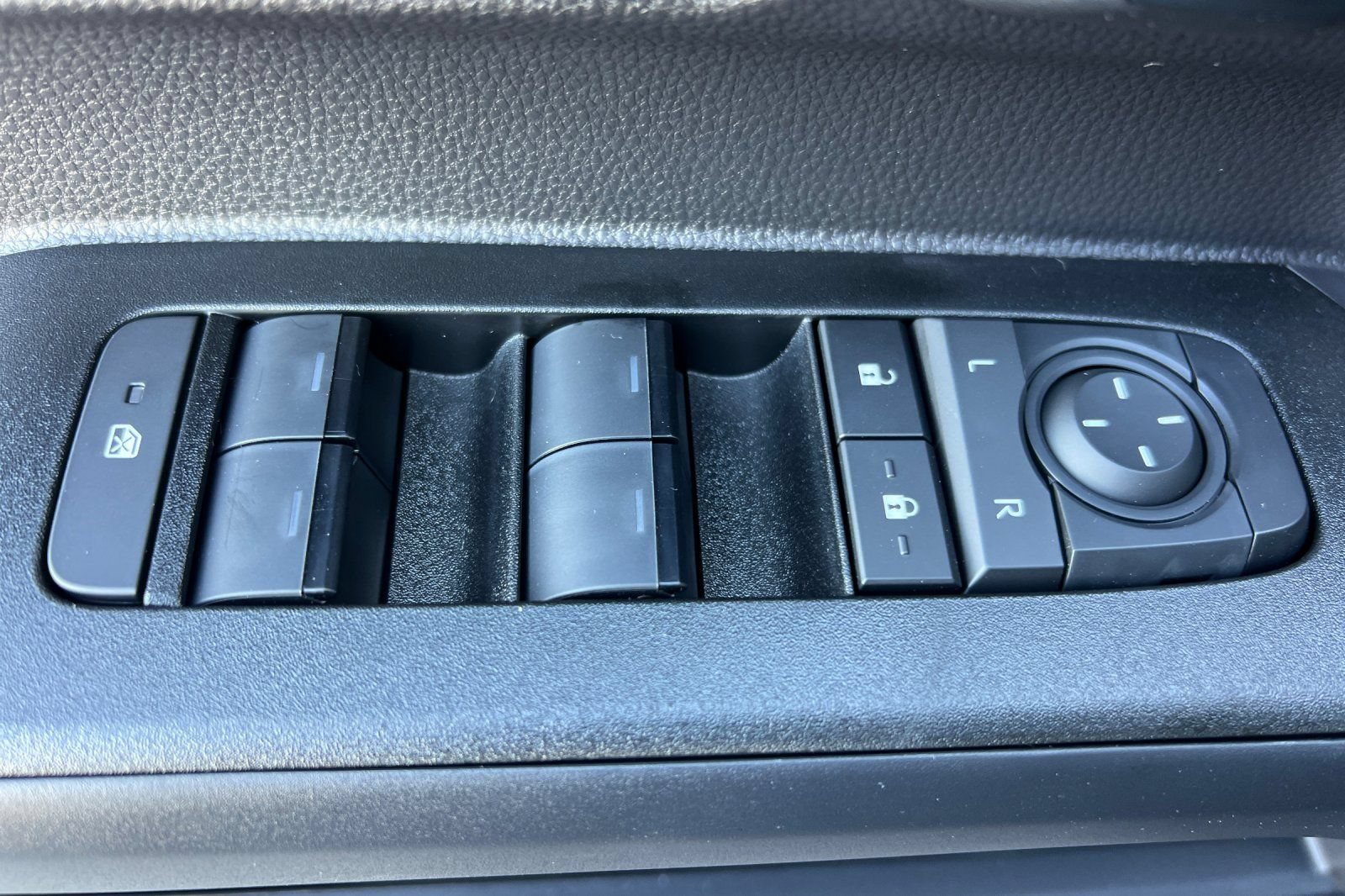 New 2026 Toyota 4Runner TRD Sport Premium AWD/4WD image 11