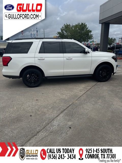 Used 2024 Ford Expedition XLT RWD image 5