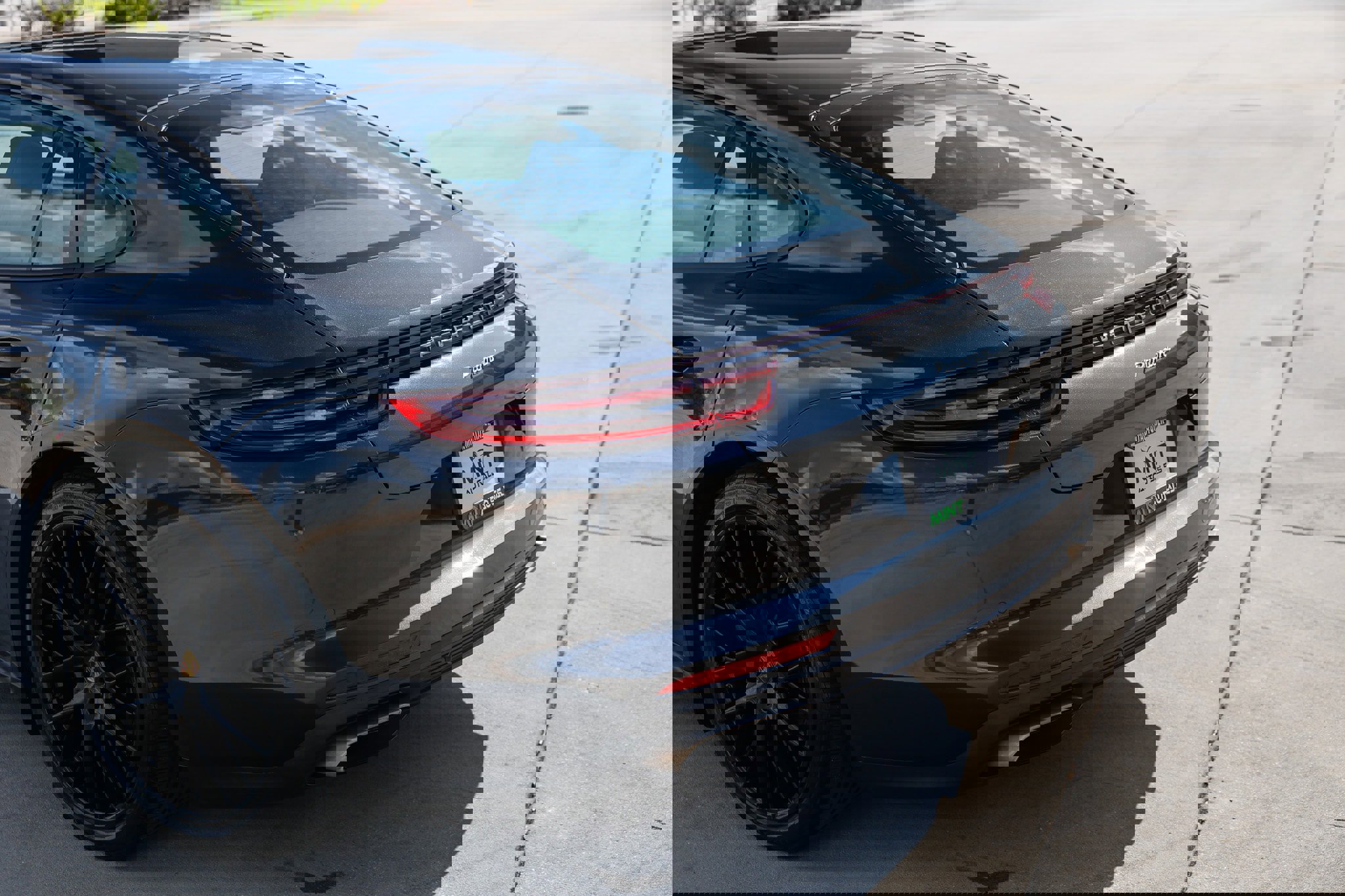 Used 2020 Porsche Panamera image 48