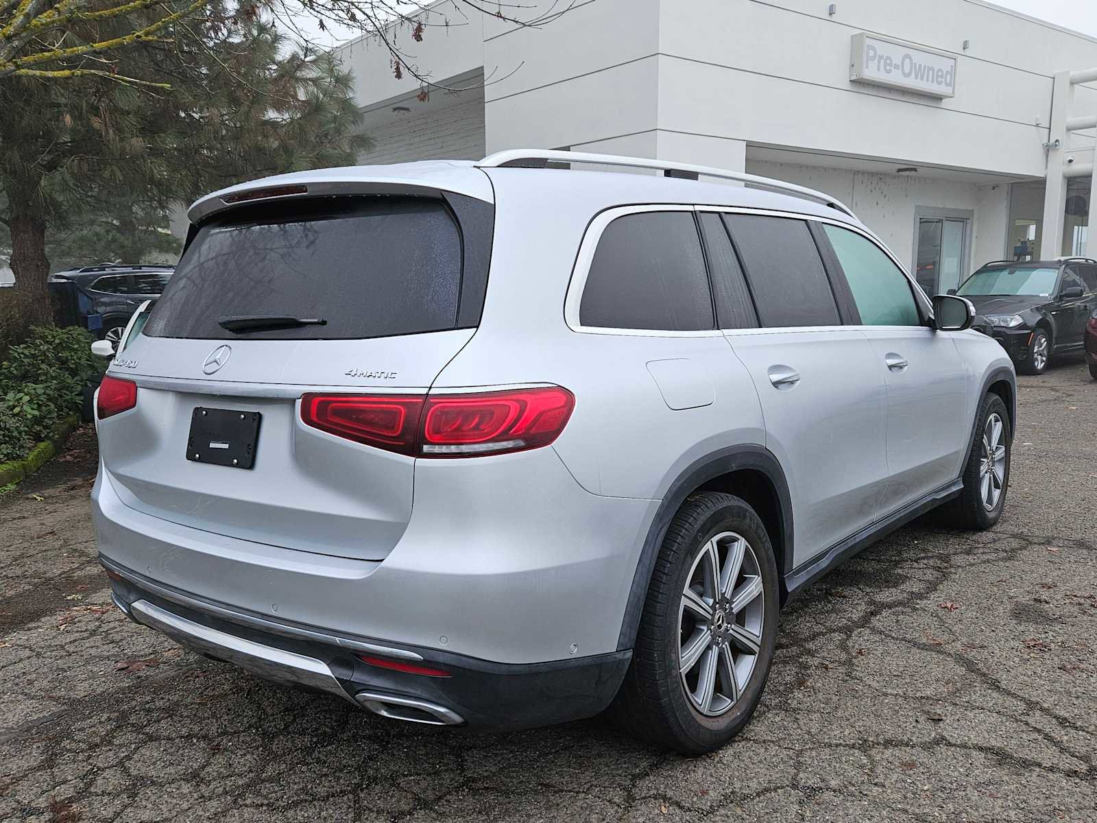 Used 2020 Mercedes-Benz GLS 450 4MATIC image 3