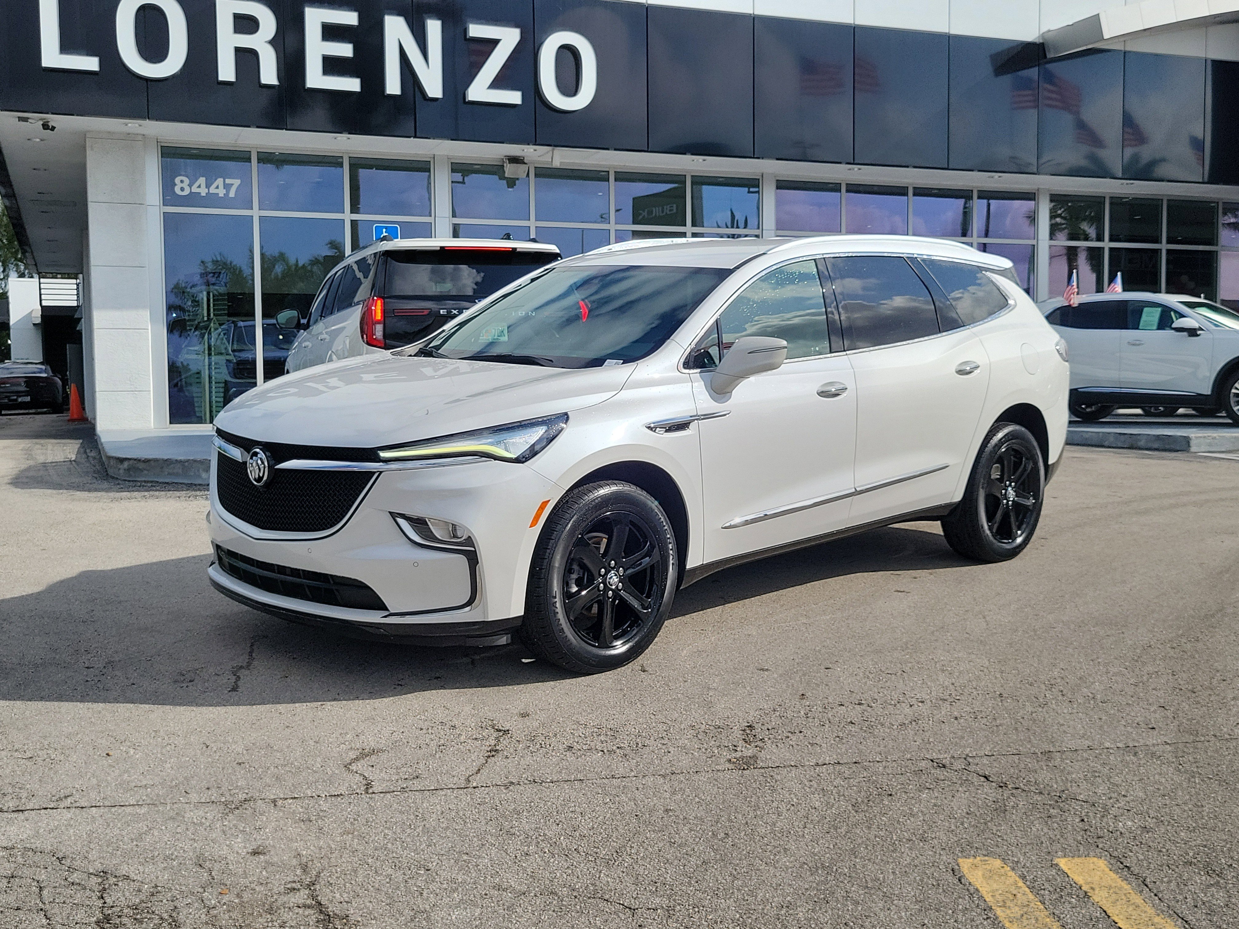 Used 2023 Buick Enclave Essence w/ Sport Touring Edition image 1