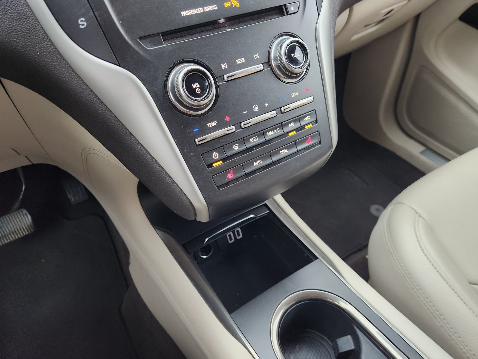 Used 2017 Lincoln MKC Premiere FWD image 24