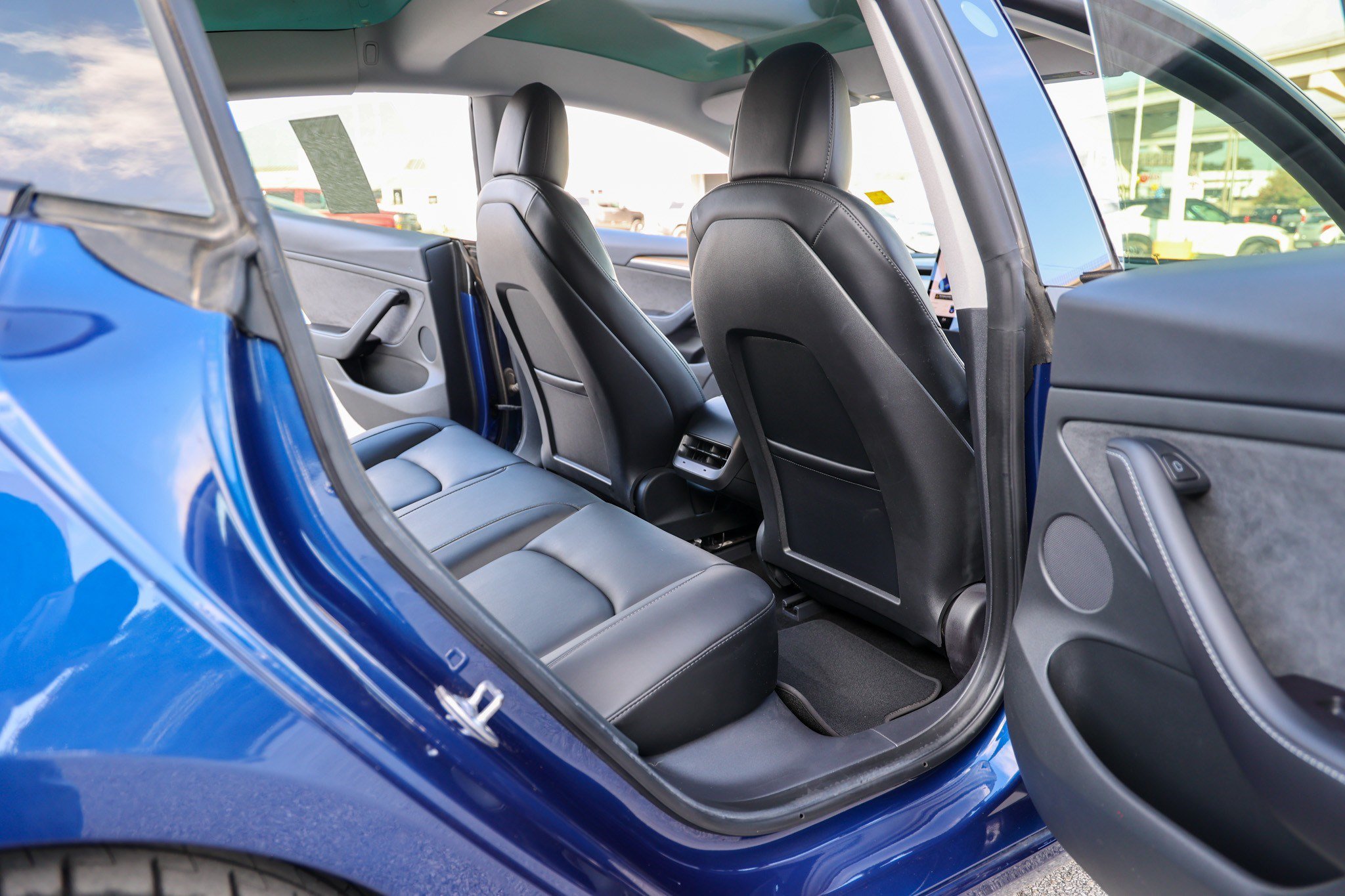 Used 2022 Tesla Model 3 Performance AWD/4WD image 33