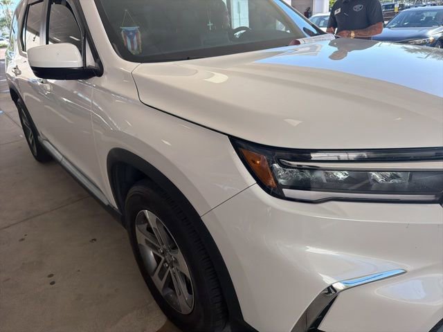 Certified 2025 Honda Pilot EX-L image 11