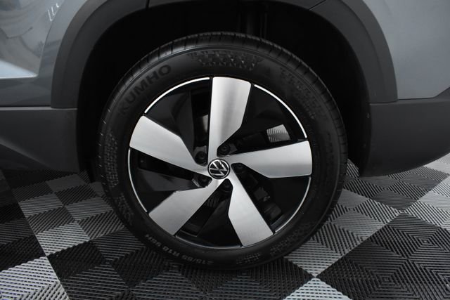 Used 2024 Volkswagen Taos S image 12