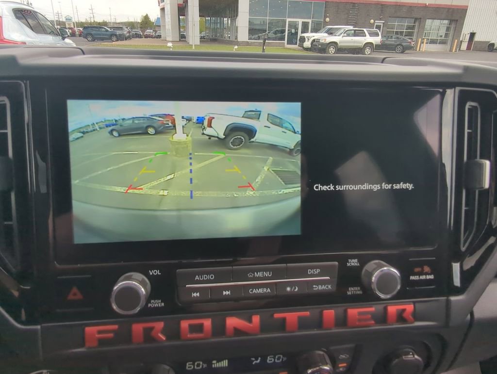 Used 2026 Nissan Frontier PRO-4X AWD/4WD image 18