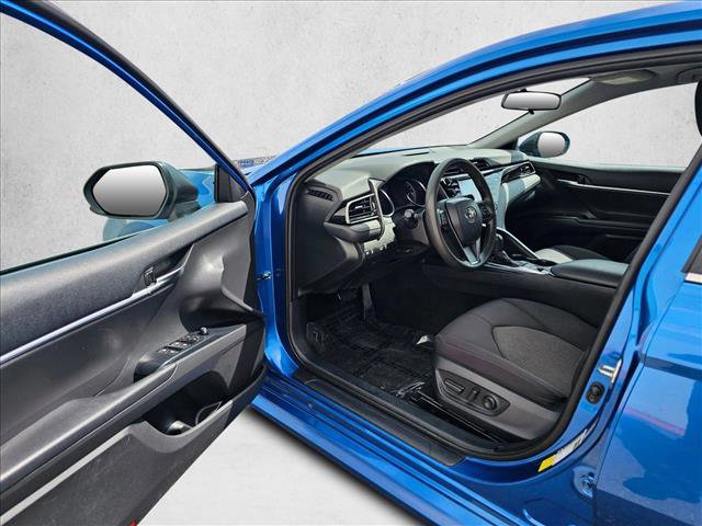 Used 2020 Toyota Camry LE FWD image 18
