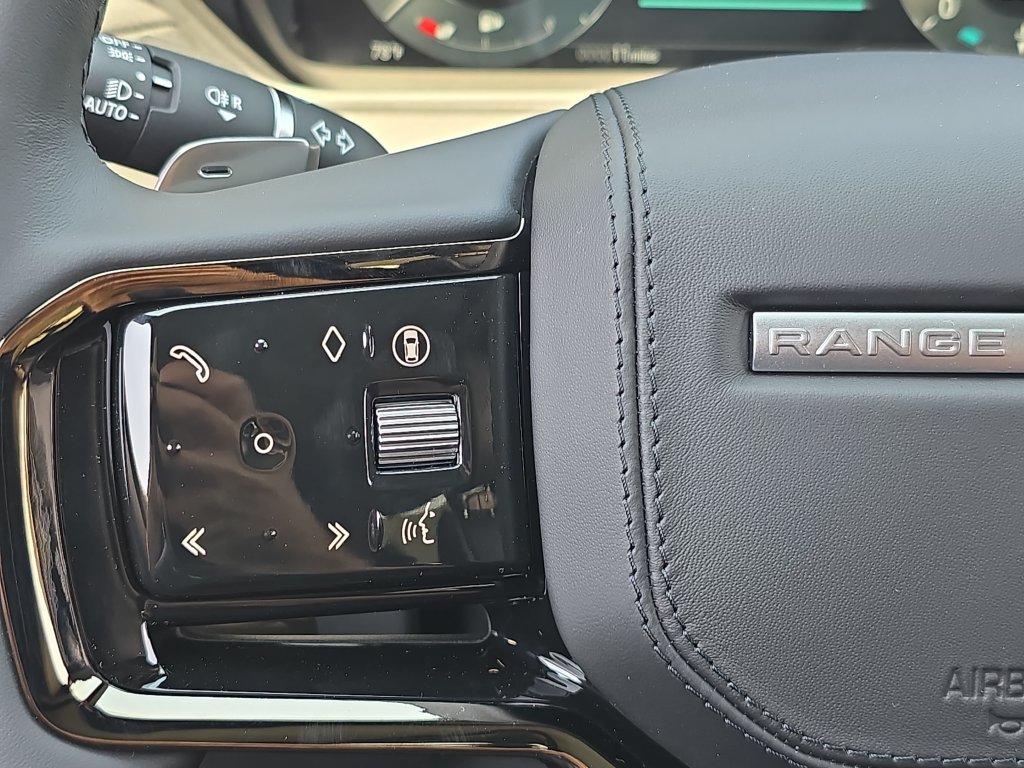 New 2026 Land Rover Range Rover Velar S AWD/4WD image 17