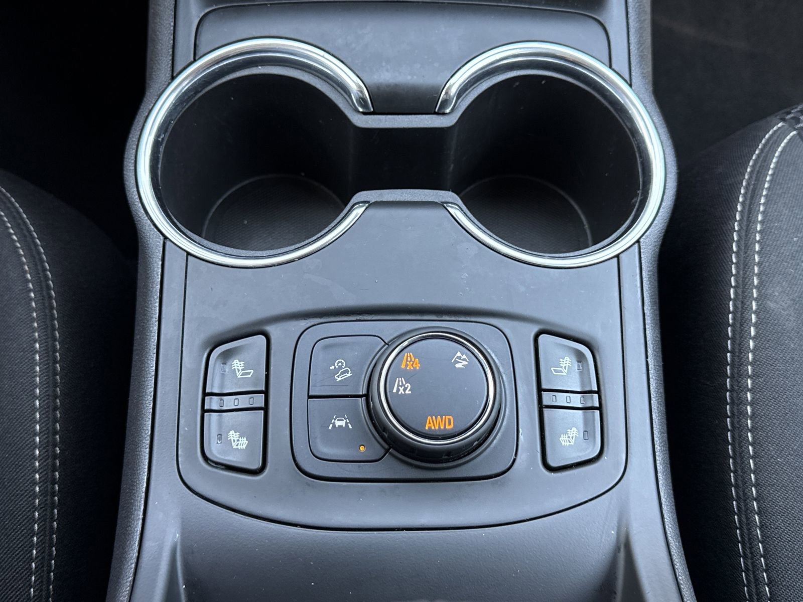 Used 2023 GMC Terrain SLE w/ Driver Convenience Package AWD/4WD image 26