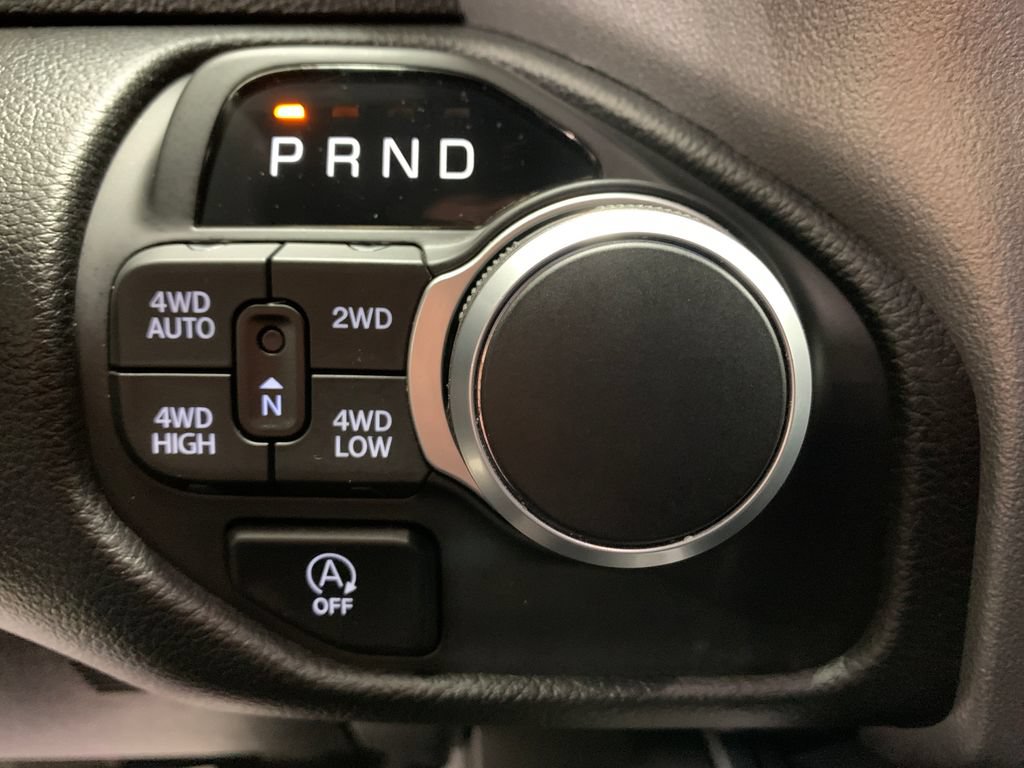 Used 2025 RAM 1500 Big Horn AWD/4WD image 26