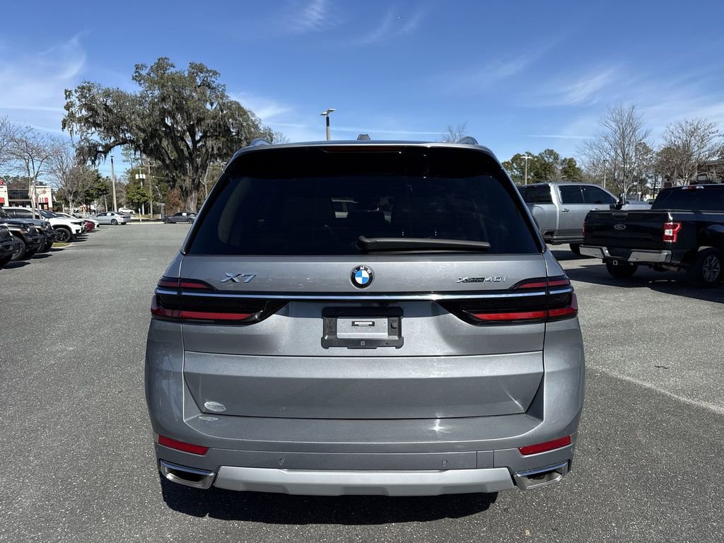 Used 2023 BMW X7 xDrive40i image 4