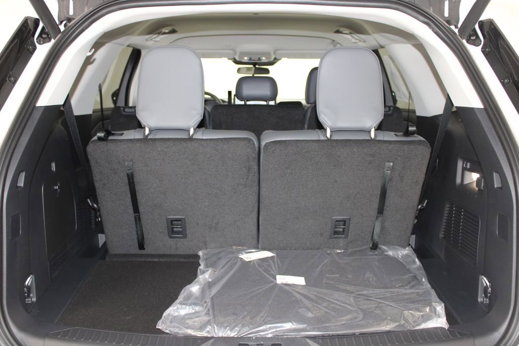 New 2026 Ford Explorer Active image 15