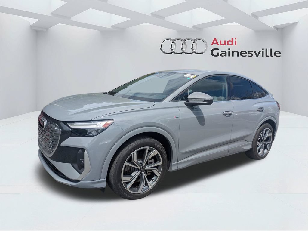 Used 2025 Audi Q4 e-tron Premium AWD/4WD image 11