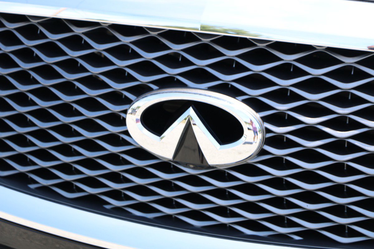 Used 2023 INFINITI QX80 Sensory w/ Cargo Package RWD image 12