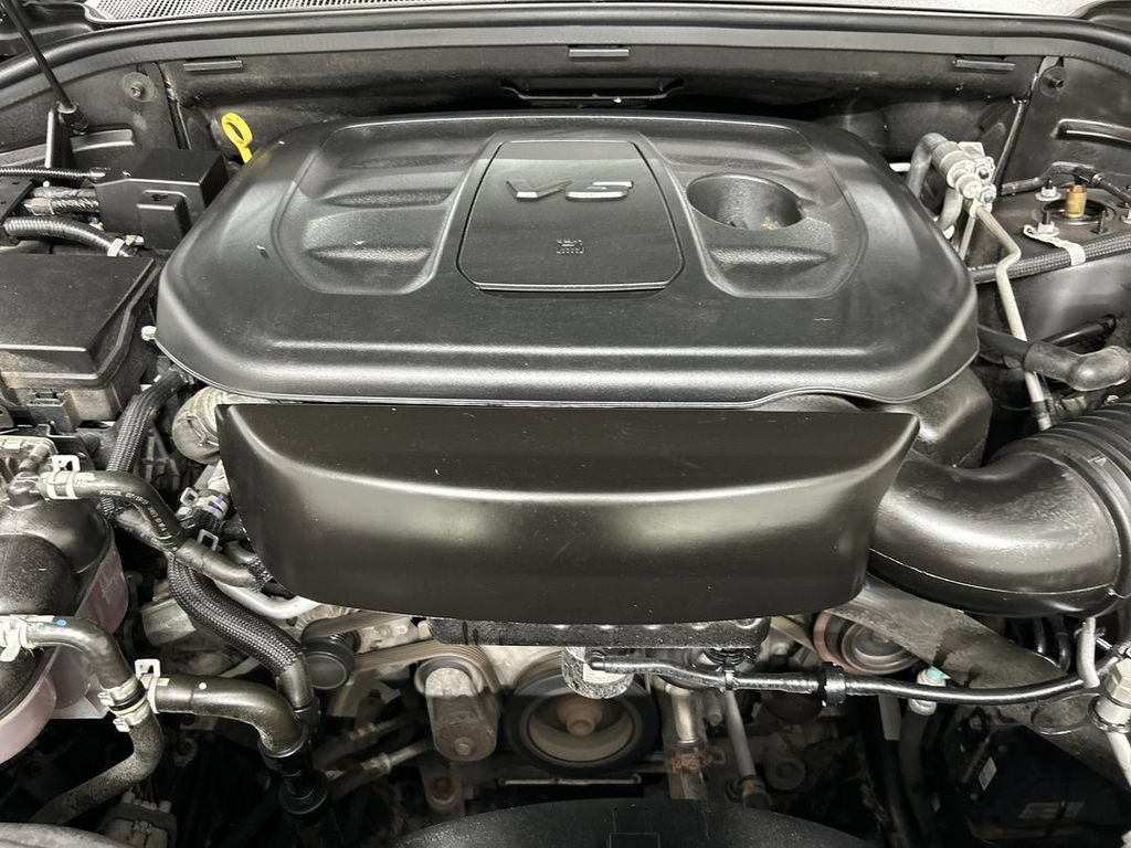 Used 2020 Jeep Grand Cherokee Overland AWD/4WD image 25