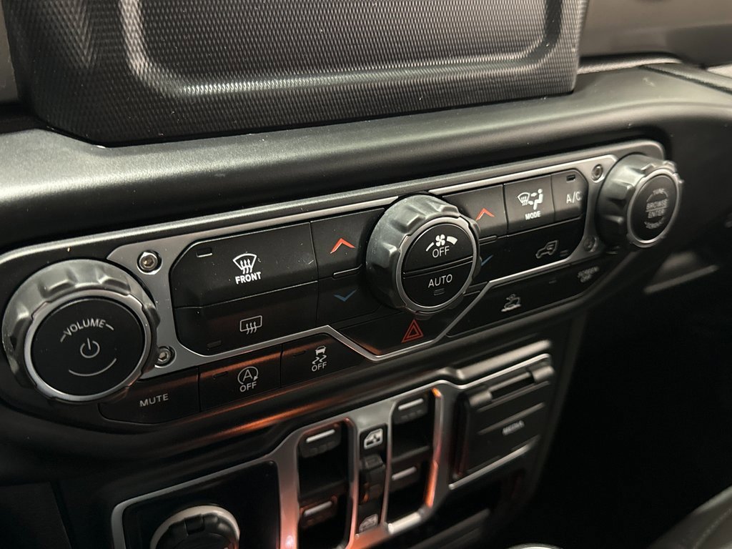 Used 2022 Jeep Wrangler Unlimited Sport image 36