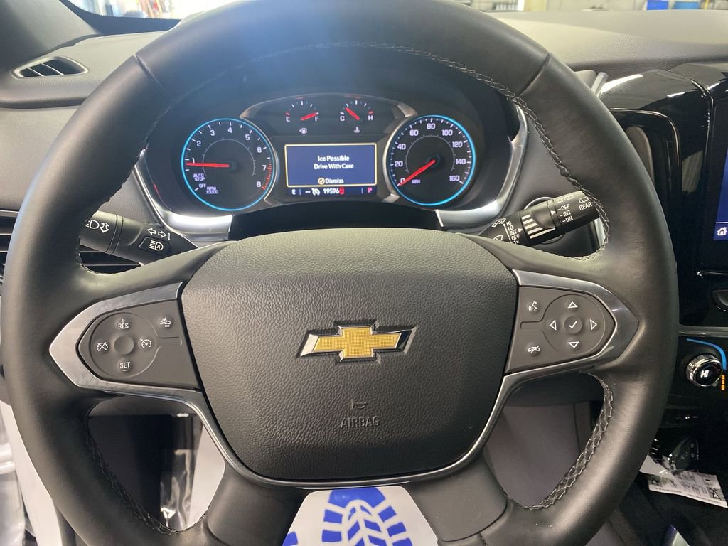 Certified 2023 Chevrolet Traverse LT FWD image 16