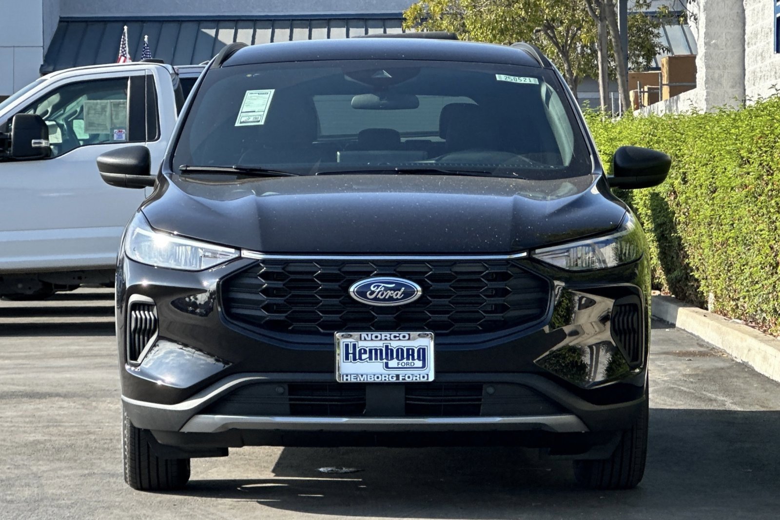 New 2025 Ford Escape ST-Line w/ Equipment Group 301A image 9