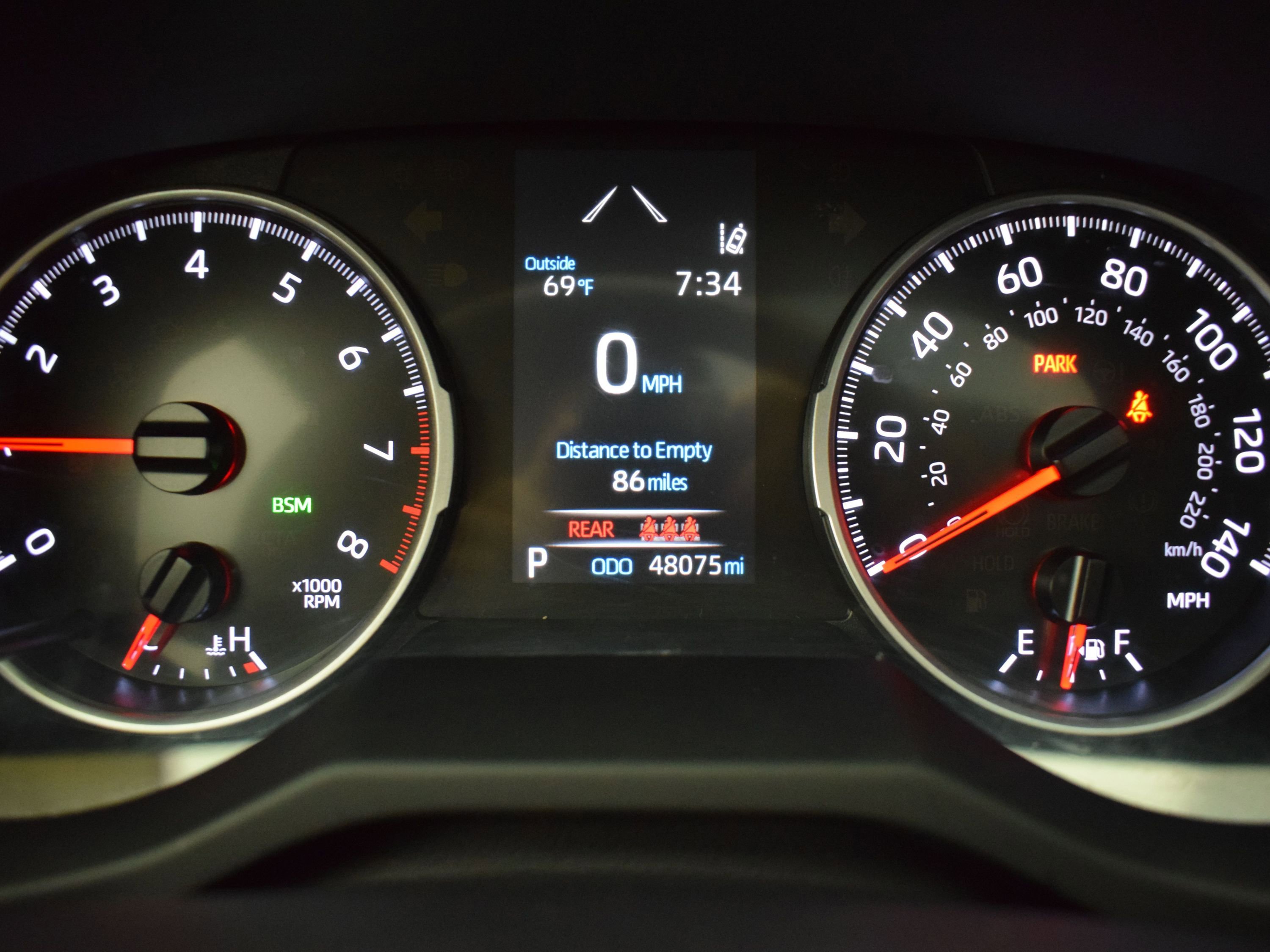 Used 2019 Toyota RAV4 XLE w/ Convenience Package AWD/4WD image 17