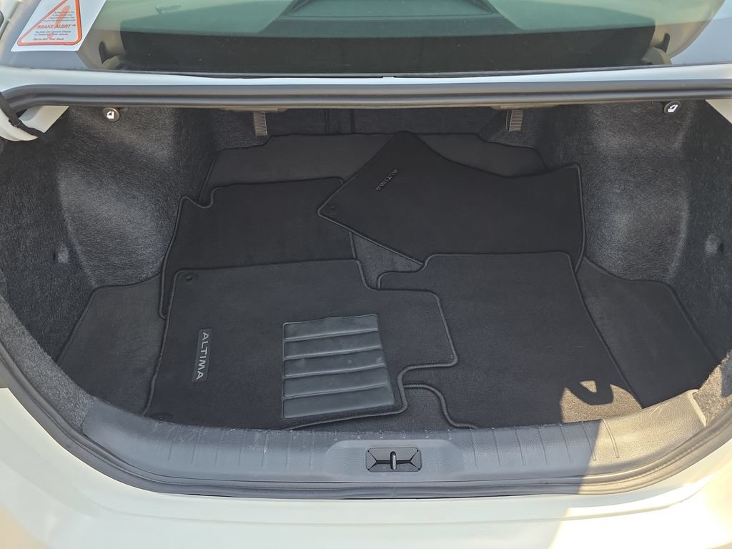 Used 2025 Nissan Altima 2.5 S FWD image 22