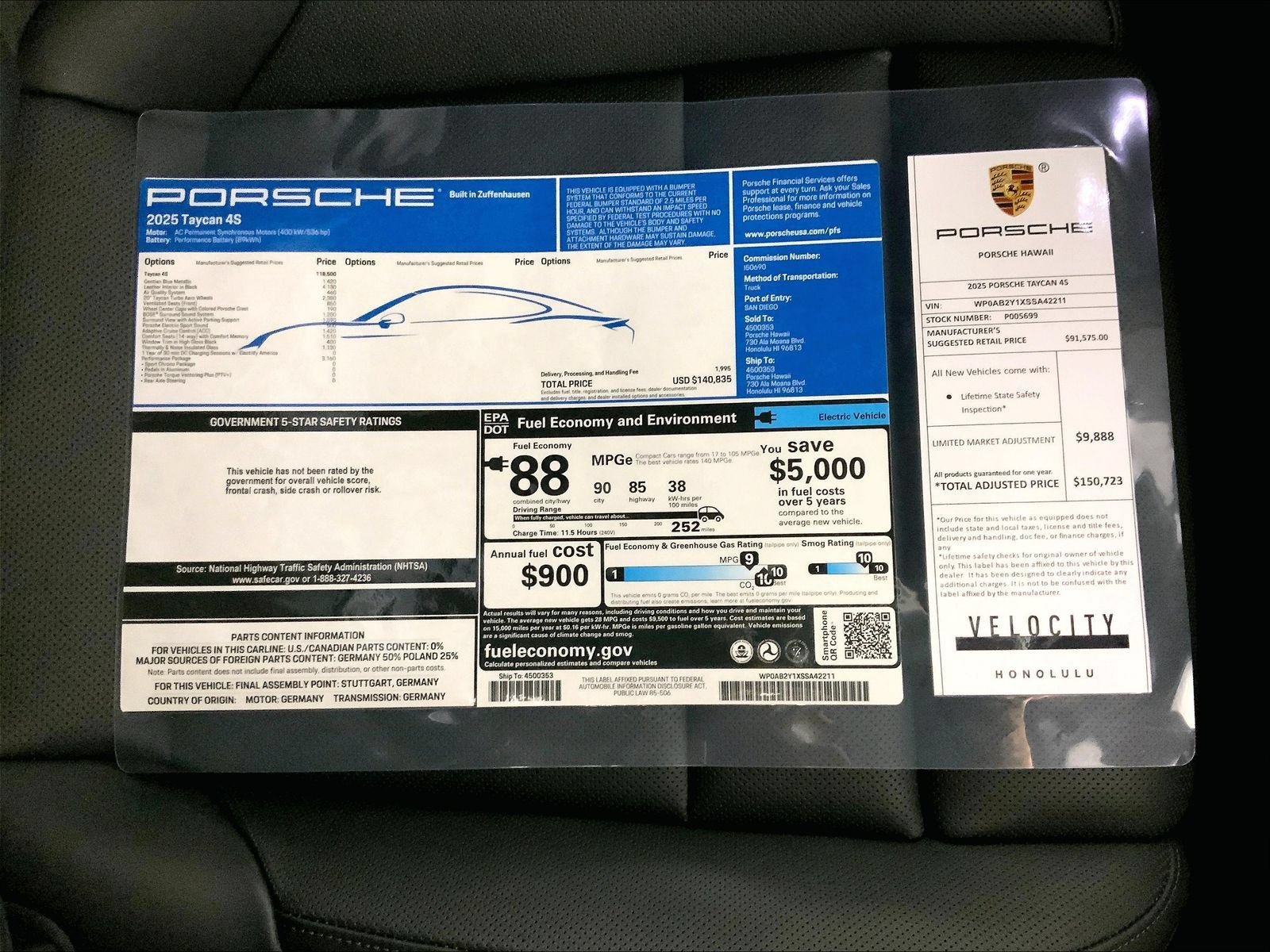 Used 2025 Porsche Taycan 4S AWD/4WD image 17