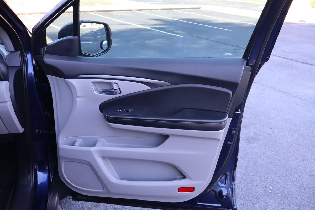 Used 2017 Honda Ridgeline RTL image 26