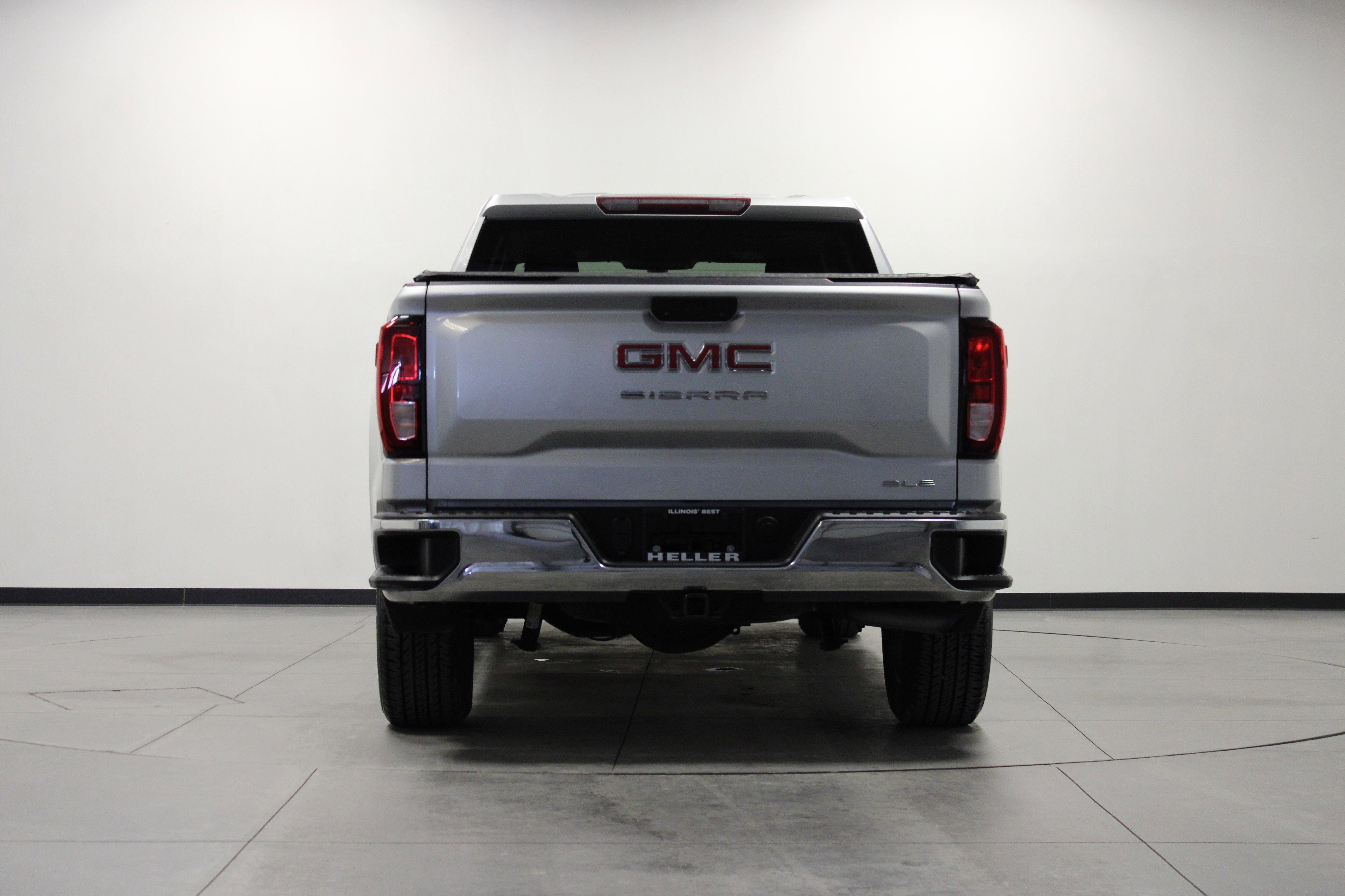 Used 2021 GMC Sierra 1500 SLE image 5