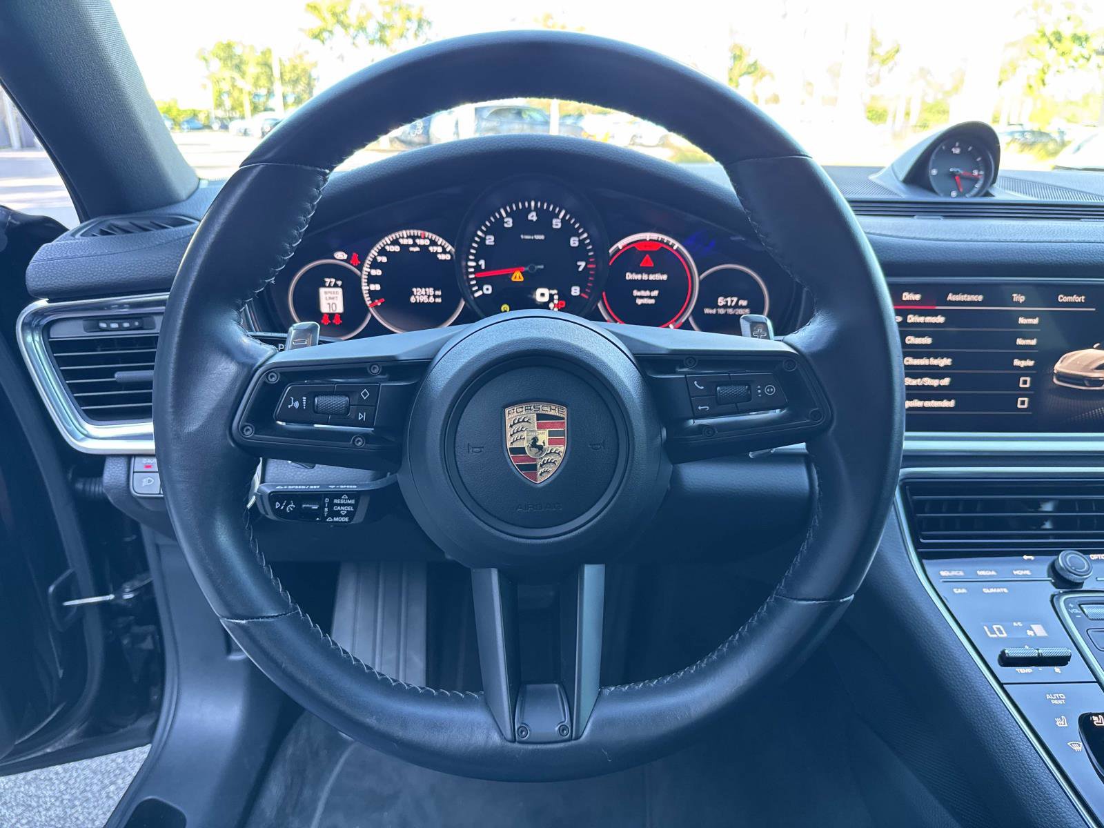 Certified 2023 Porsche Panamera Platinum Edition image 29