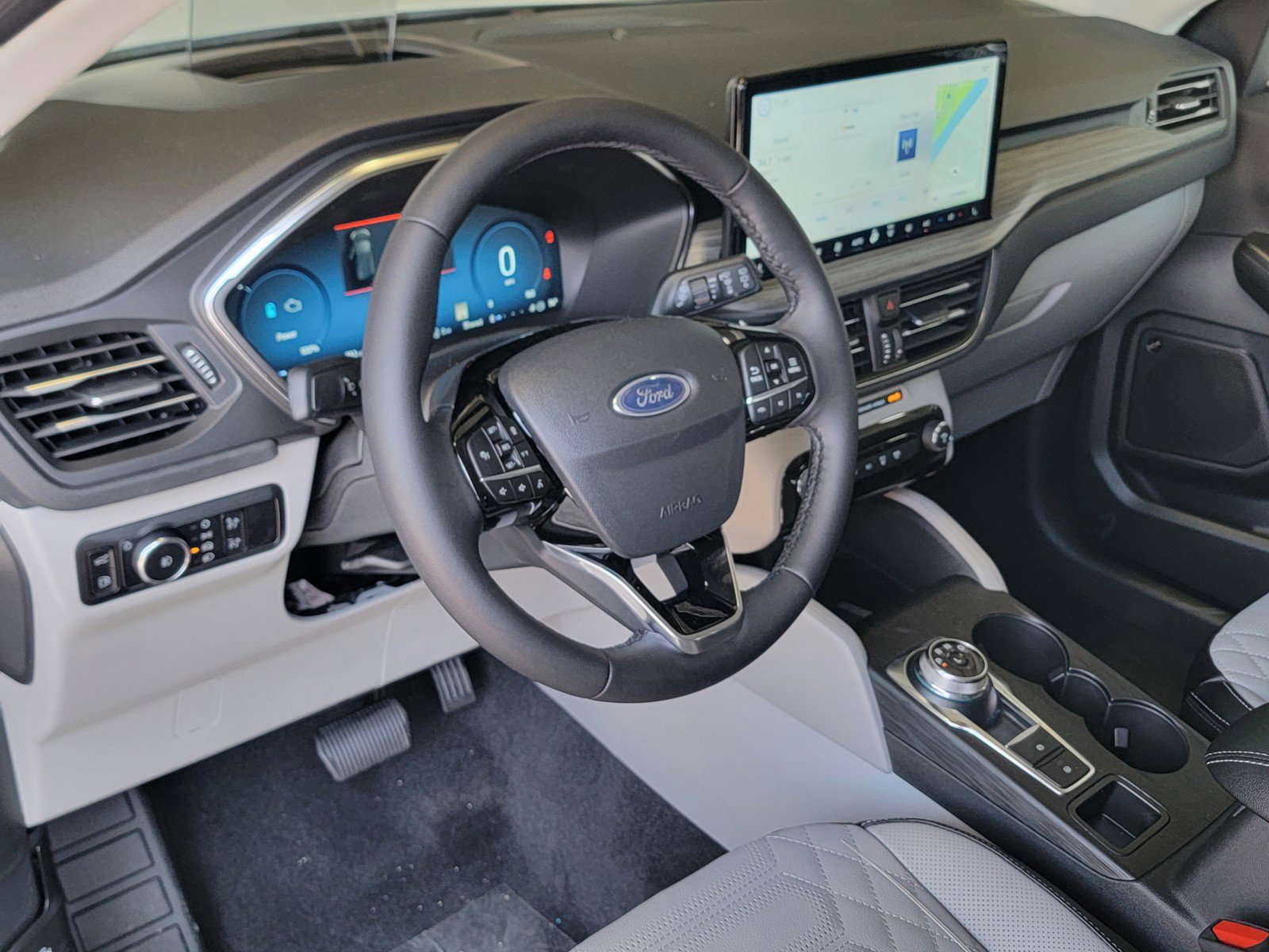 New 2024 Ford Escape SE w/ PHEV Premium Package image 7