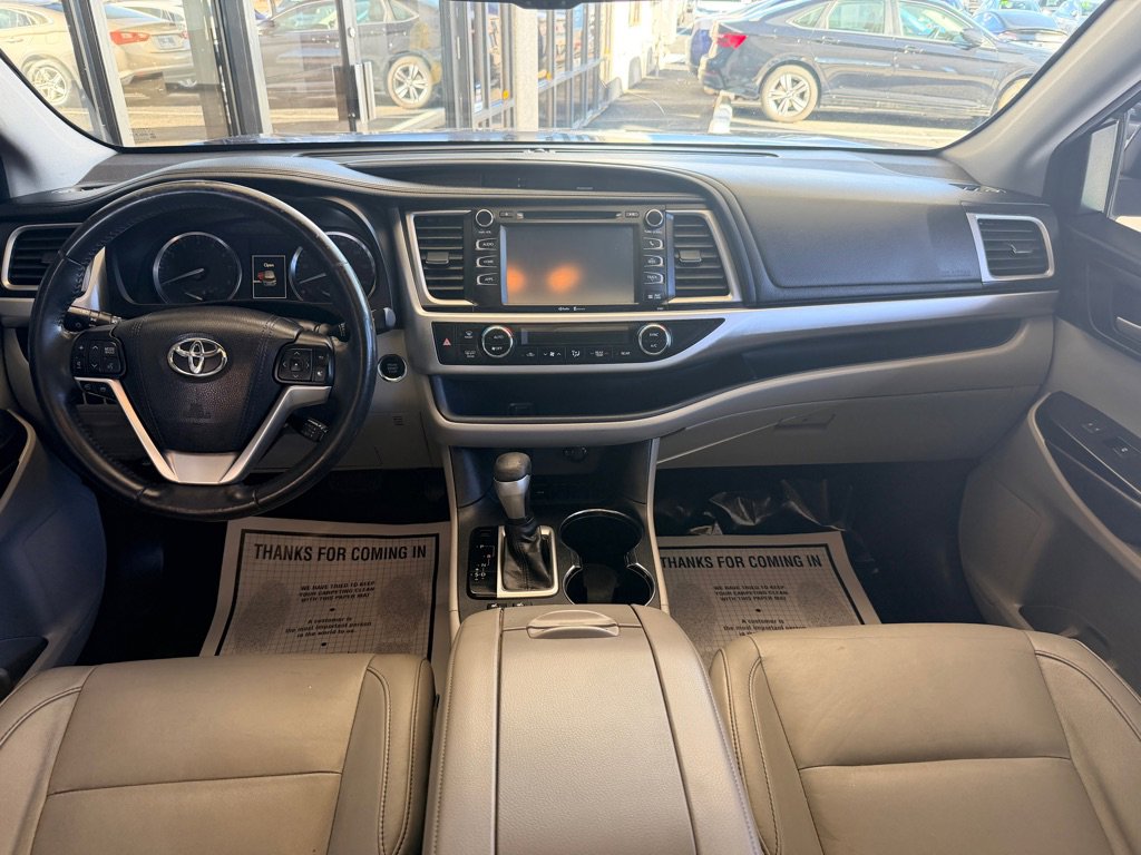 Used 2015 Toyota Highlander XLE image 20
