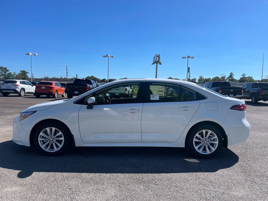 New 2027 Toyota Corolla XLE FWD image 4