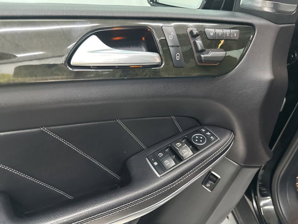 Certified 2016 Mercedes-Benz GL 550 4MATIC image 14