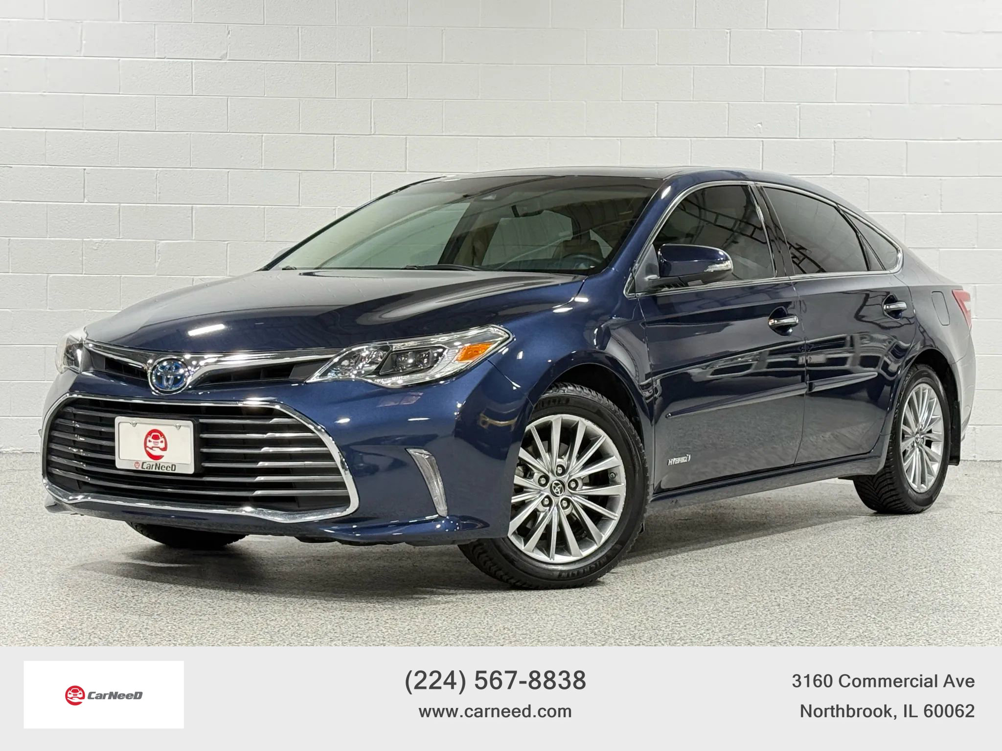 Used 2018 Toyota Avalon Limited image 1